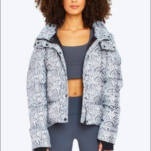 Varley highland puffer jacket